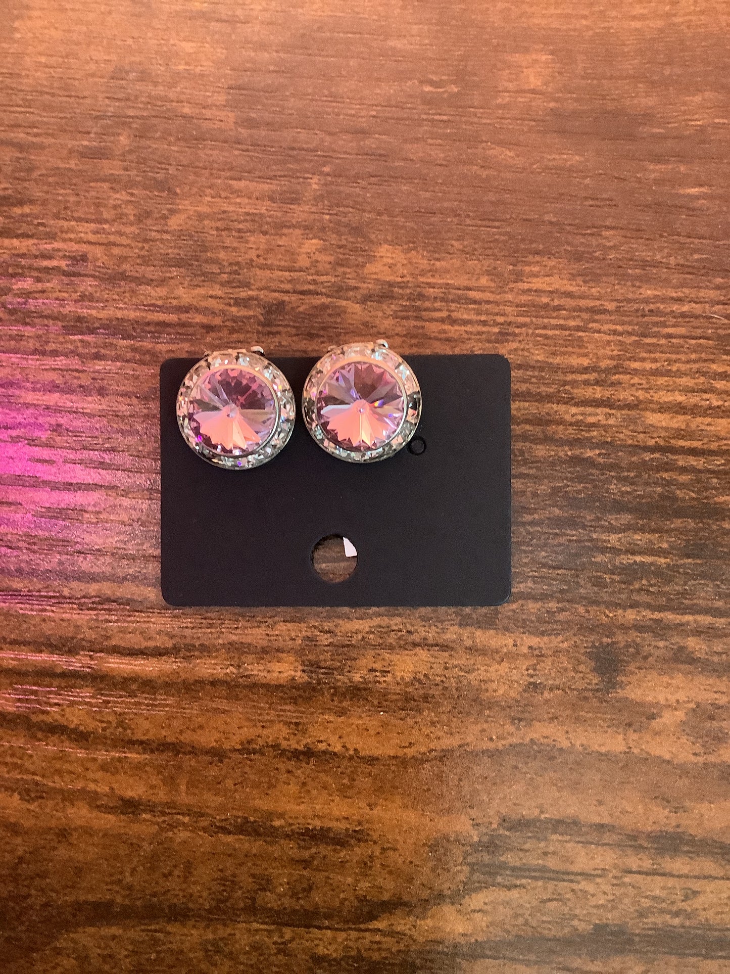 Round Clip earrings