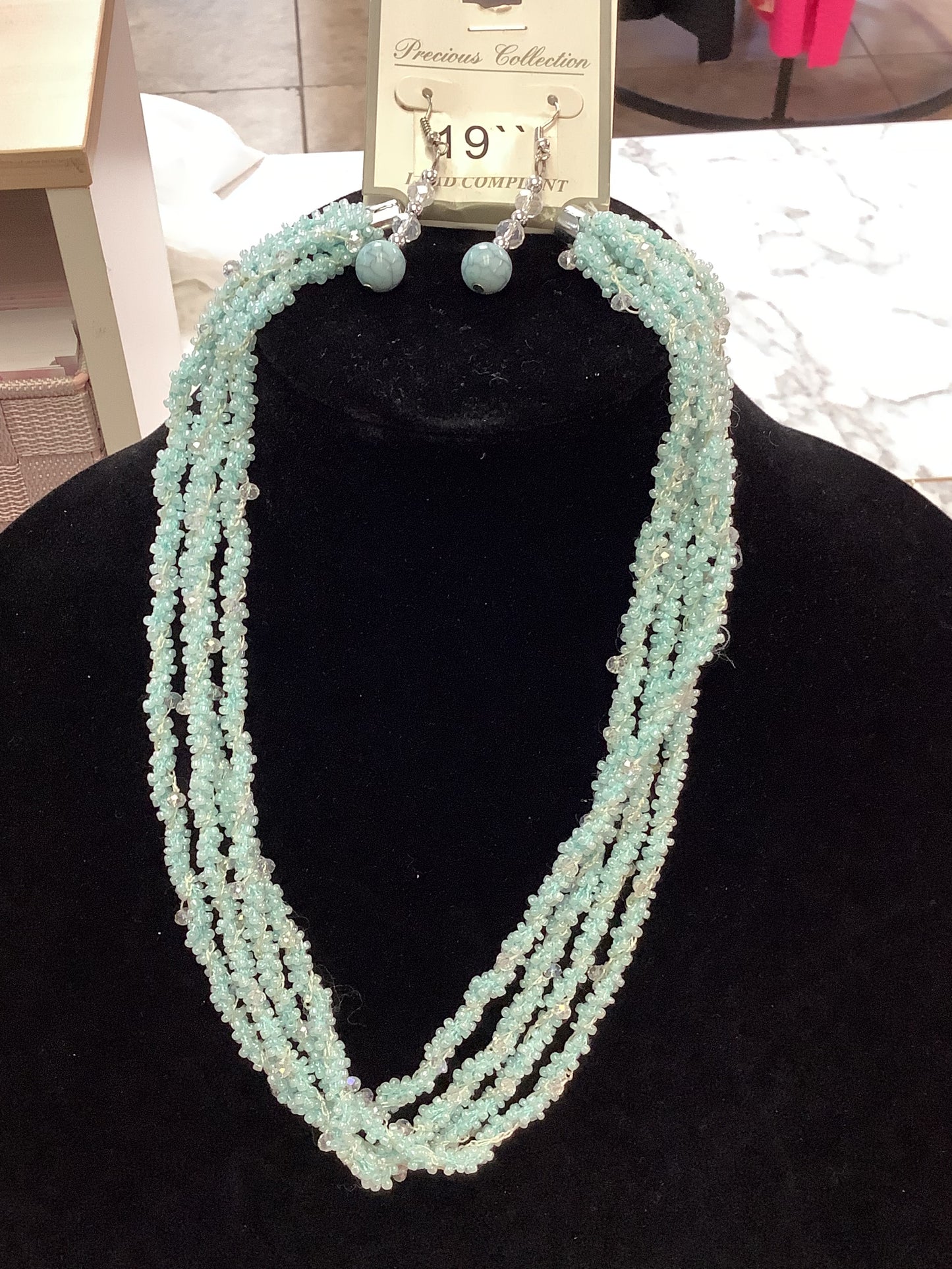 Seadbead Necklace Set