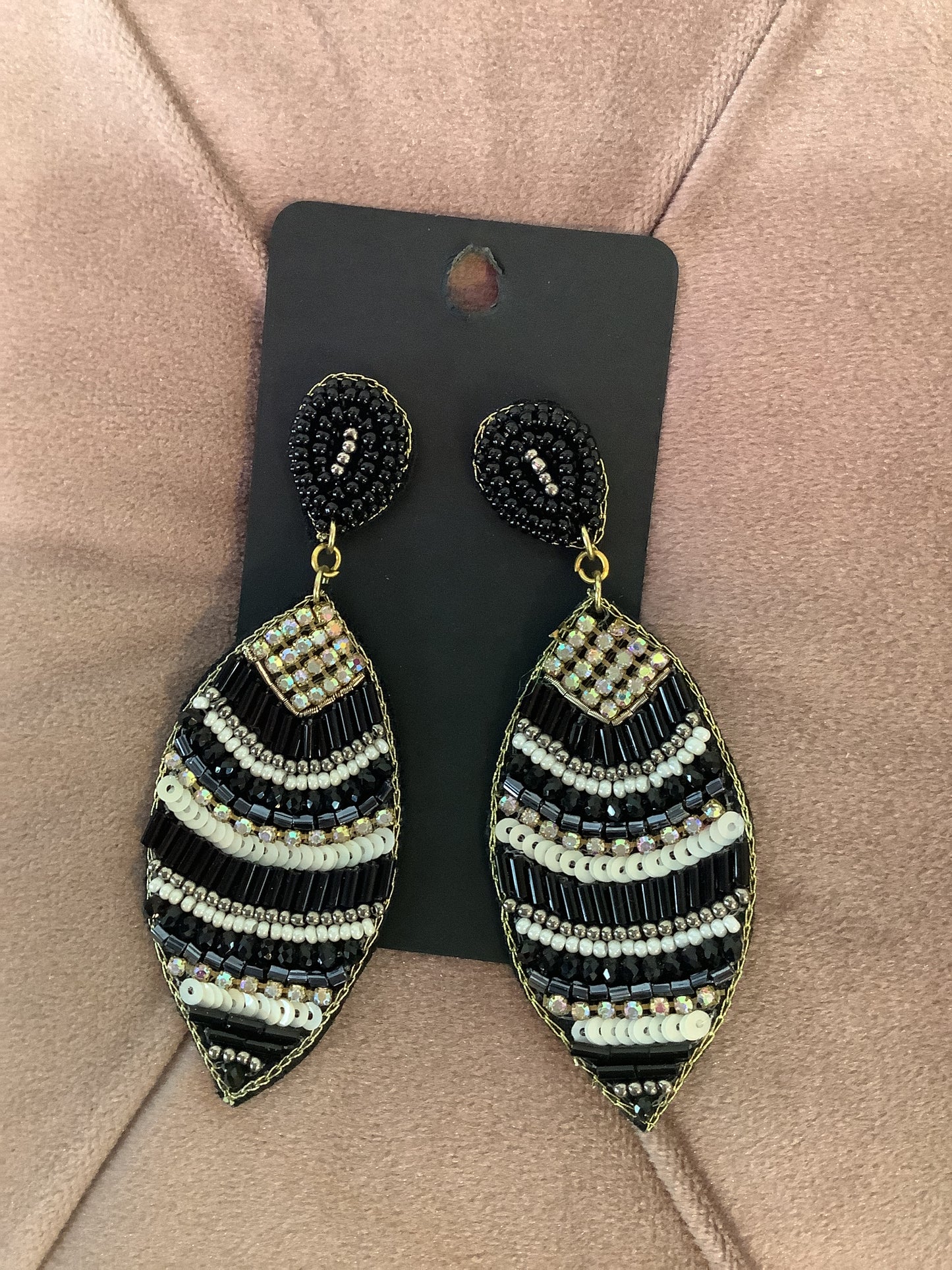 Black and White Seed Beaded Earrings