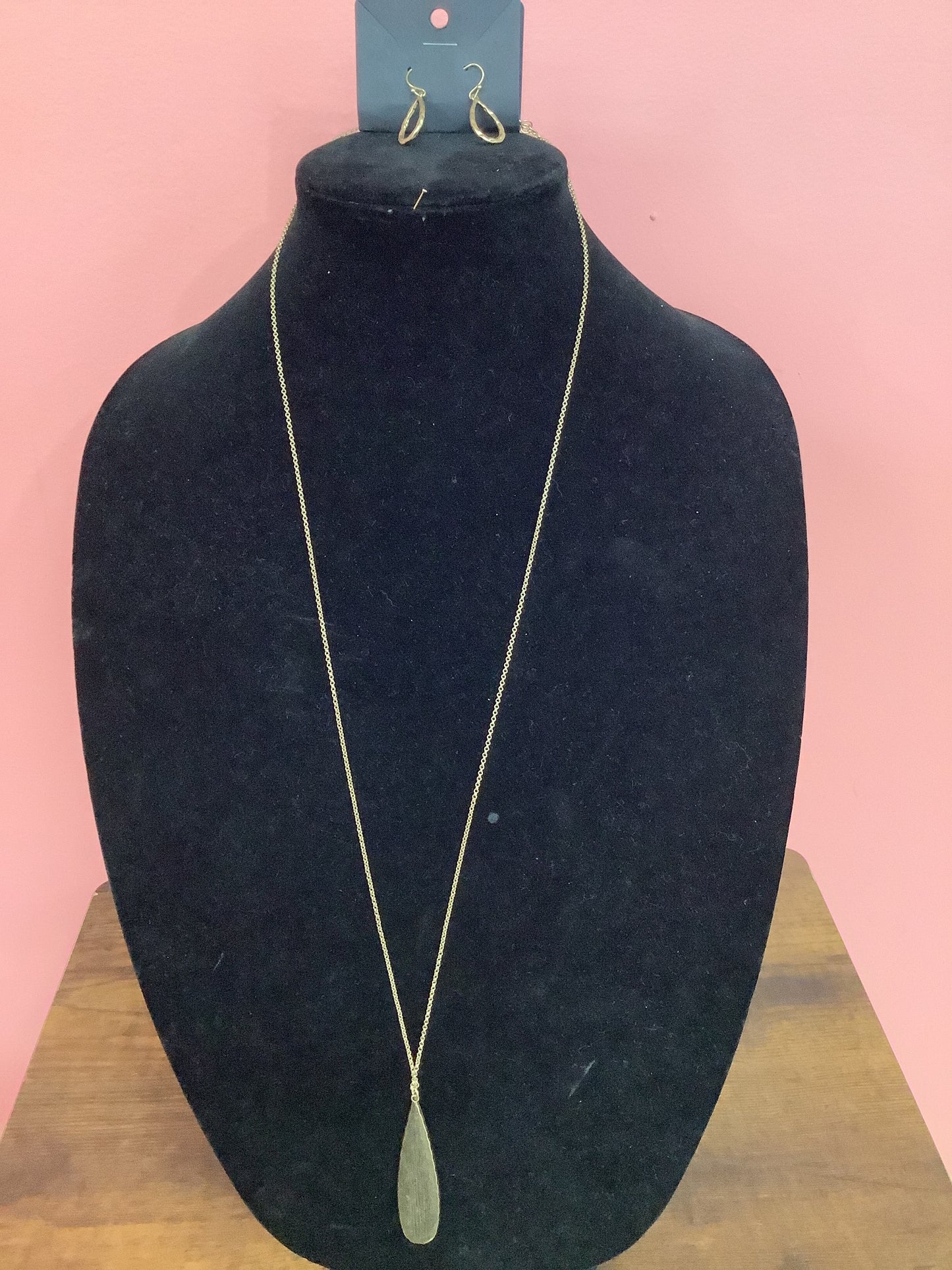 Gold Necklace Earring set