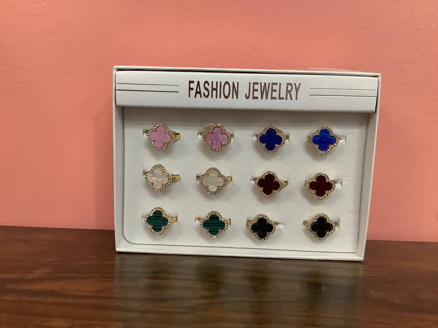 Clover Rings