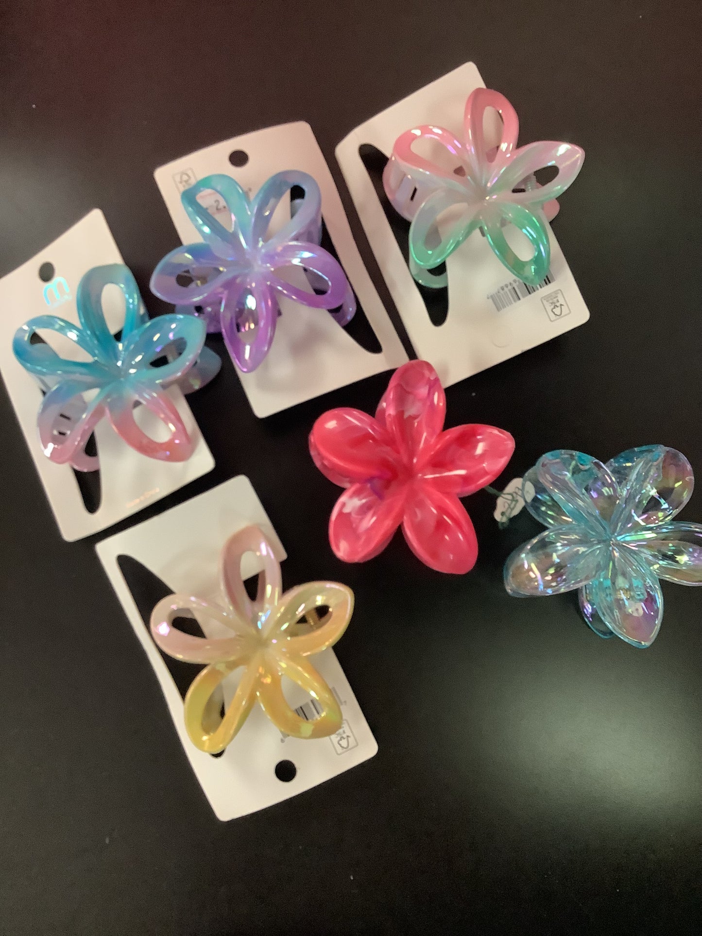 Flower claw clip