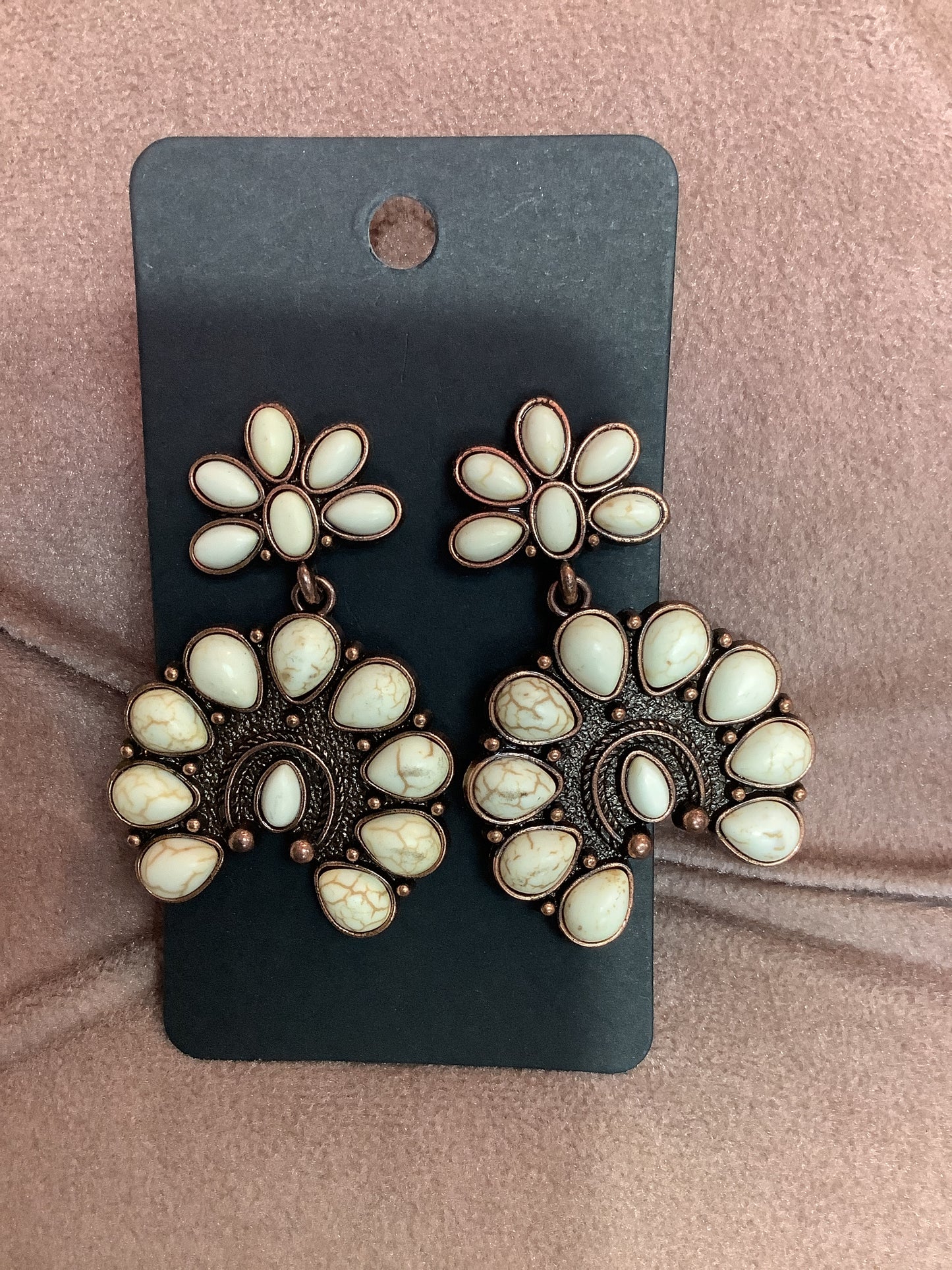 White Western Earning