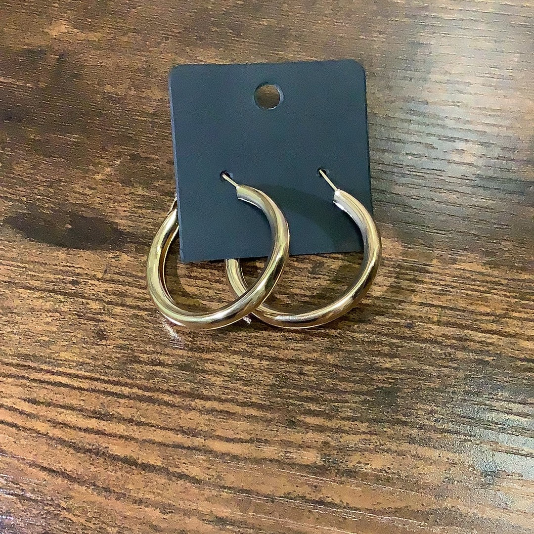 Medium thick gold earrings