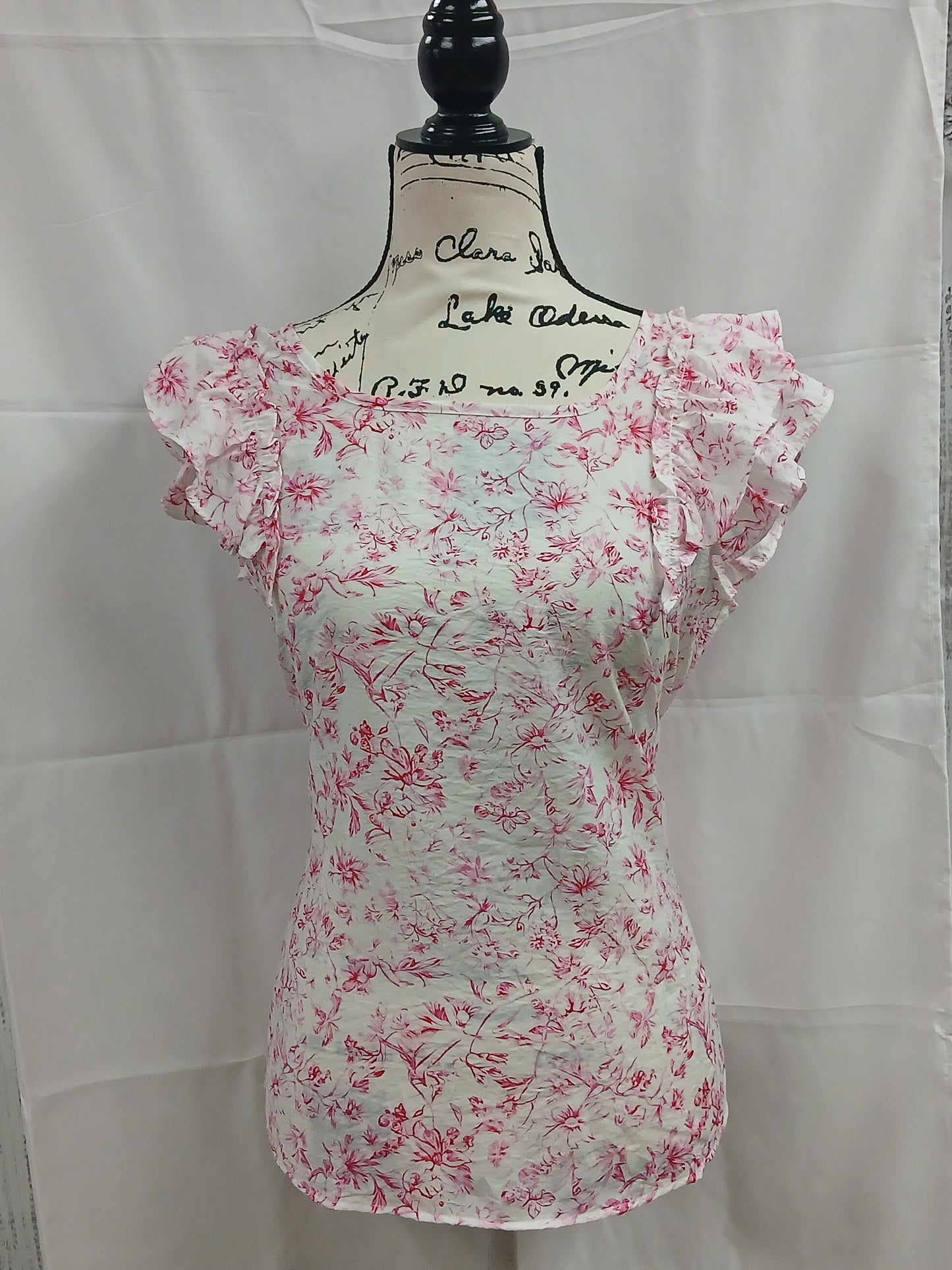 Pink and White Floral Bow Shirt