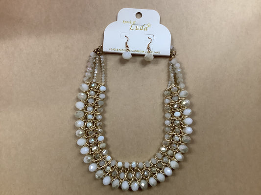 Necklace set