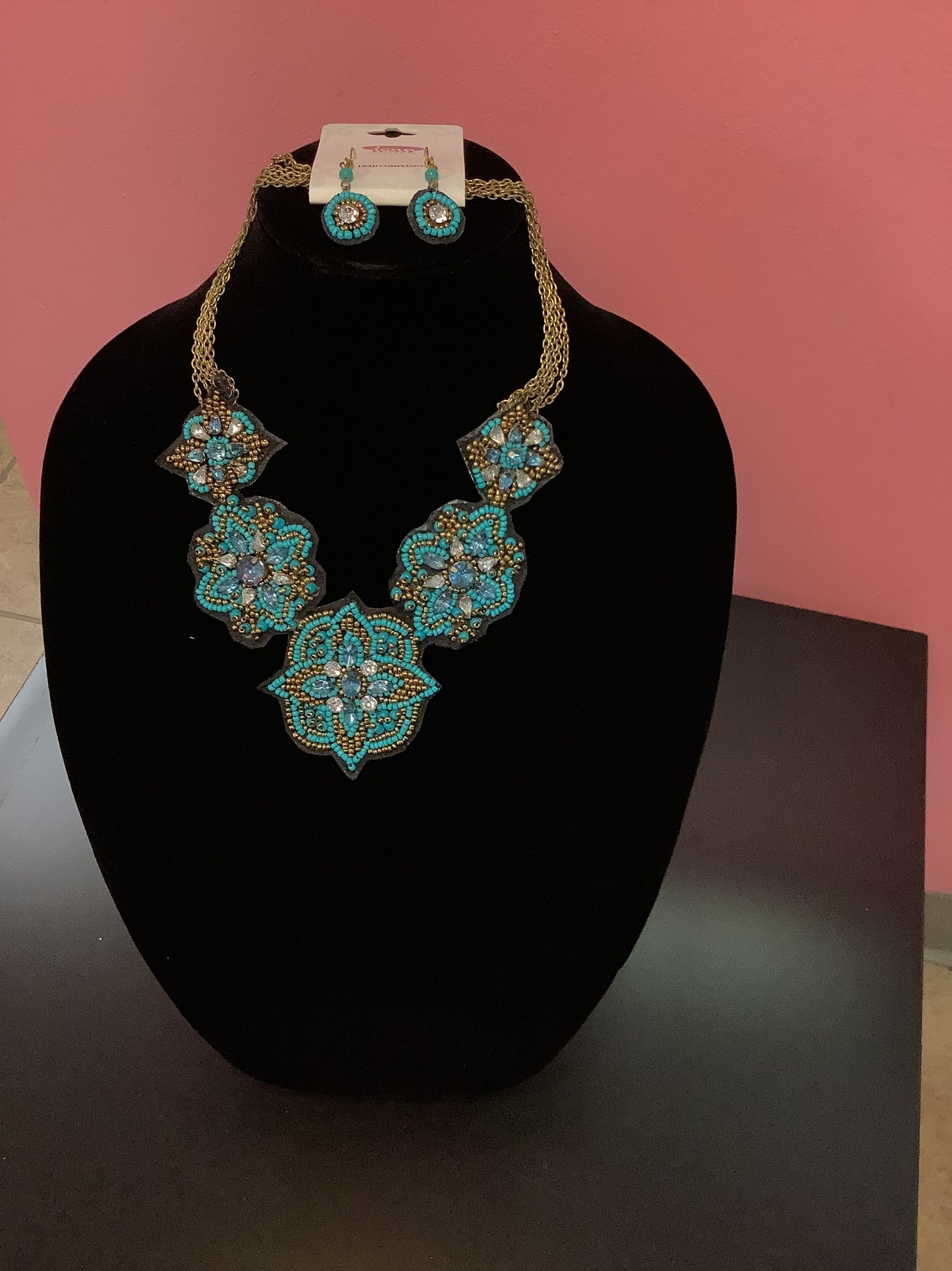 Turquoise Beaded Necklace