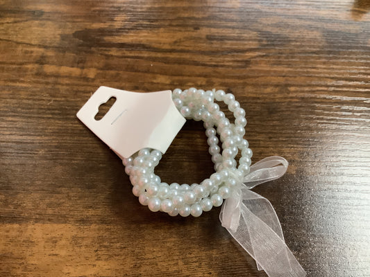 Five Strand Medium Pearl Bracelet