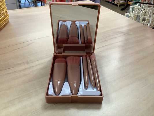 Make up Brushes with Mirror