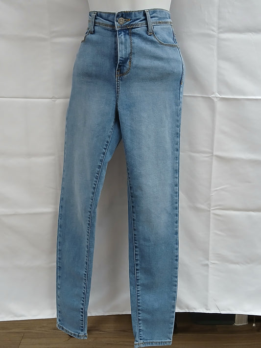 Light Wash Jeans